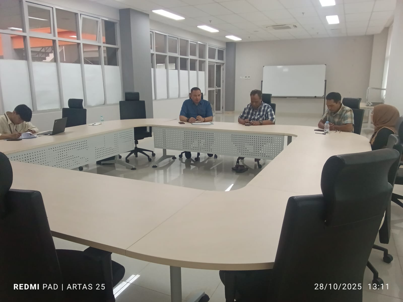 Tim Arsip Universitas Lakukan Visitasi ke Direktorat Pelatihan, Asesmen, dan Sertifikasi  Universitas Pendidikan Indonesia